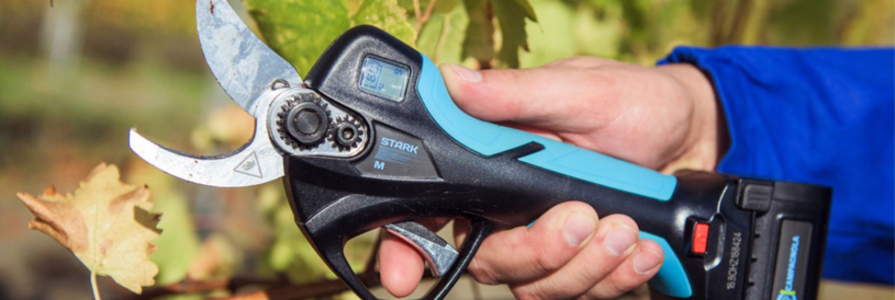 Ψαλίδια κλαδέματος με μπαταρία: Η Νέα Εποχή στην Κηπουρική