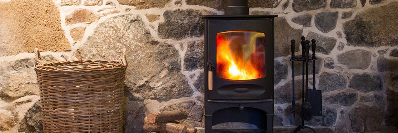 10 συμβουλές για σωστή χρήση της ξυλόσομπας